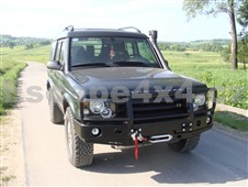 Přední pevnostní nárazník s bullbarem Land Rover Discovery II 1999-2004 Přední pevnostní nárazník s bullbarem Land Rover Discovery II 1999-2004
